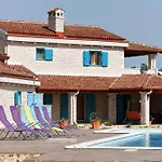 Tovarovica Apartamento