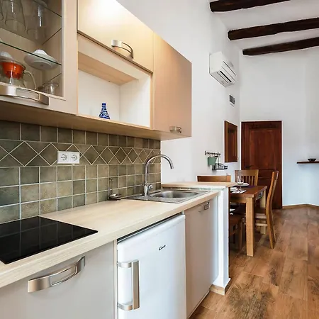 Tovarovica Primošten