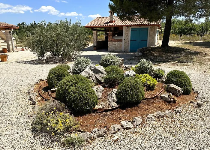 Tovarovica Lejlighed