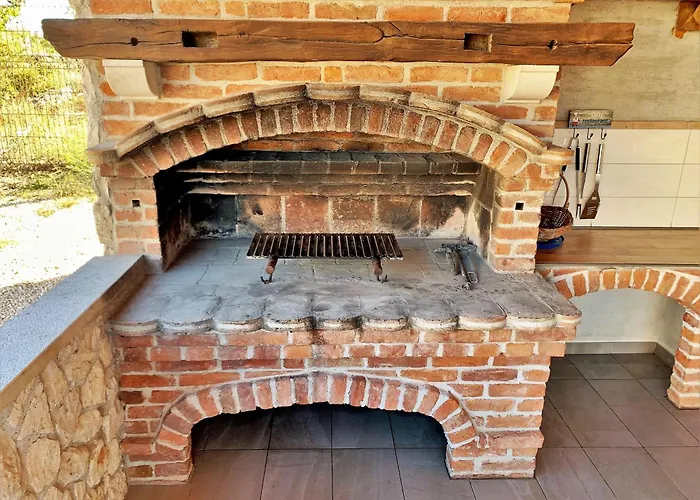 Tovarovica * Primošten