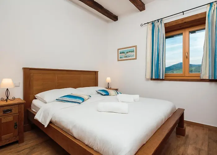 Apartamento Tovarovica