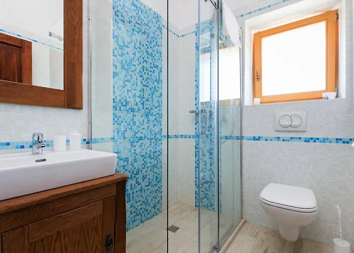 Tovarovica Apartamento *