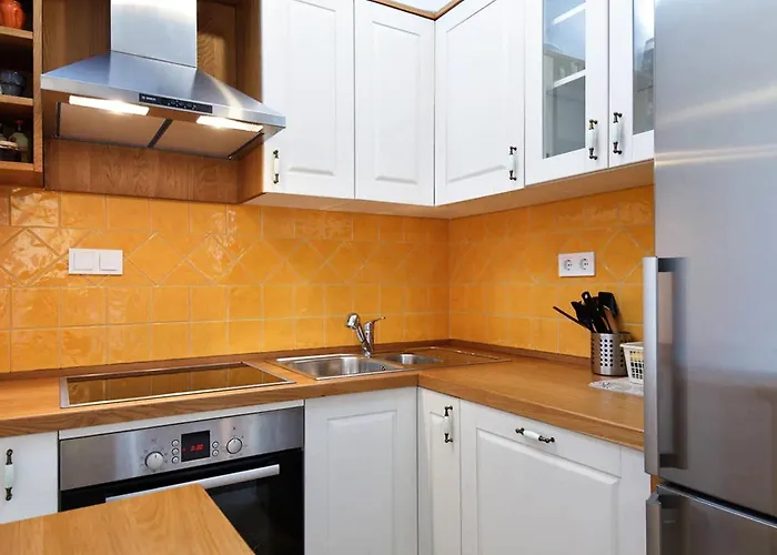 Tovarovica Primošten