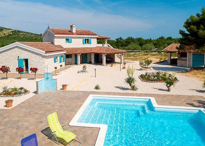 Tovarovica * Primošten